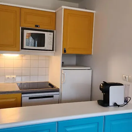La Parenthese 6 Pers Avec Piscine Apartment