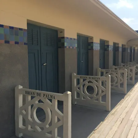 La Parenthese 6 Pers Avec Piscine Apartment